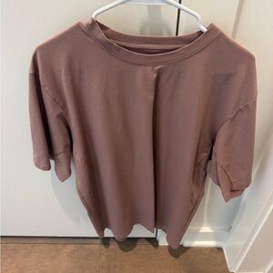 Men’s heavyweight lululemon t-shirt